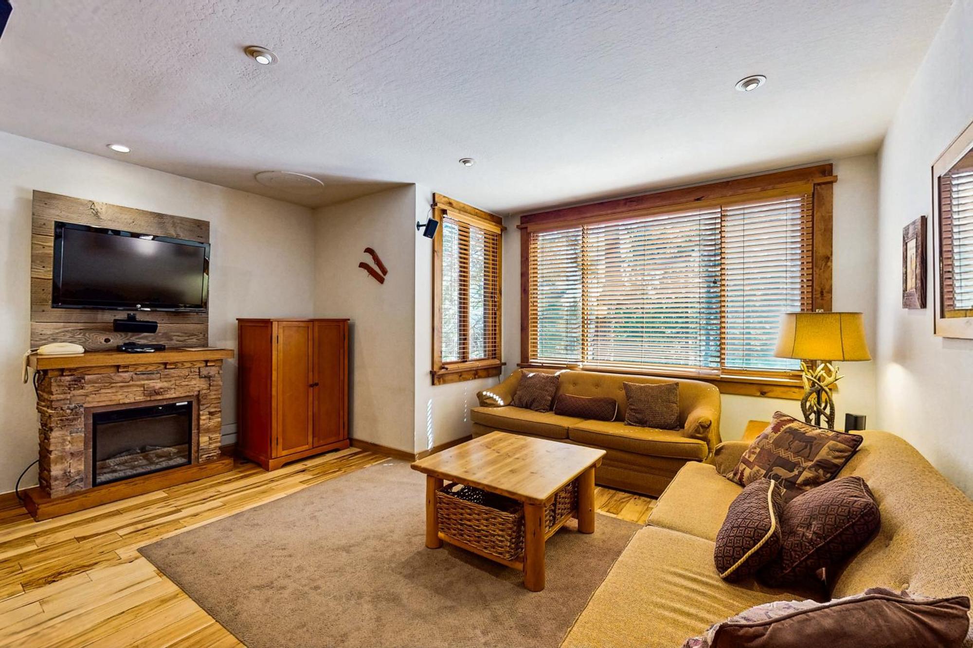 Cozy Condo In Ski Trails Truckee Exterior photo