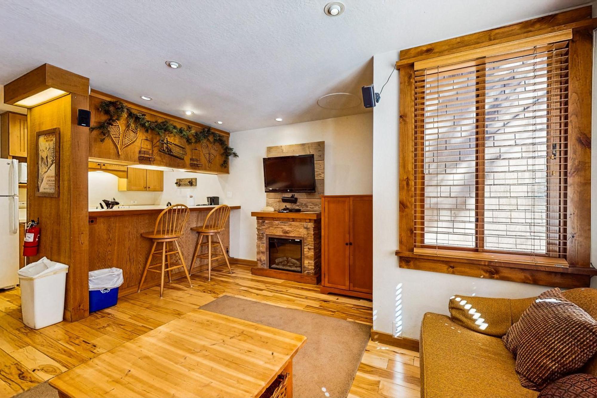 Cozy Condo In Ski Trails Truckee Exterior photo